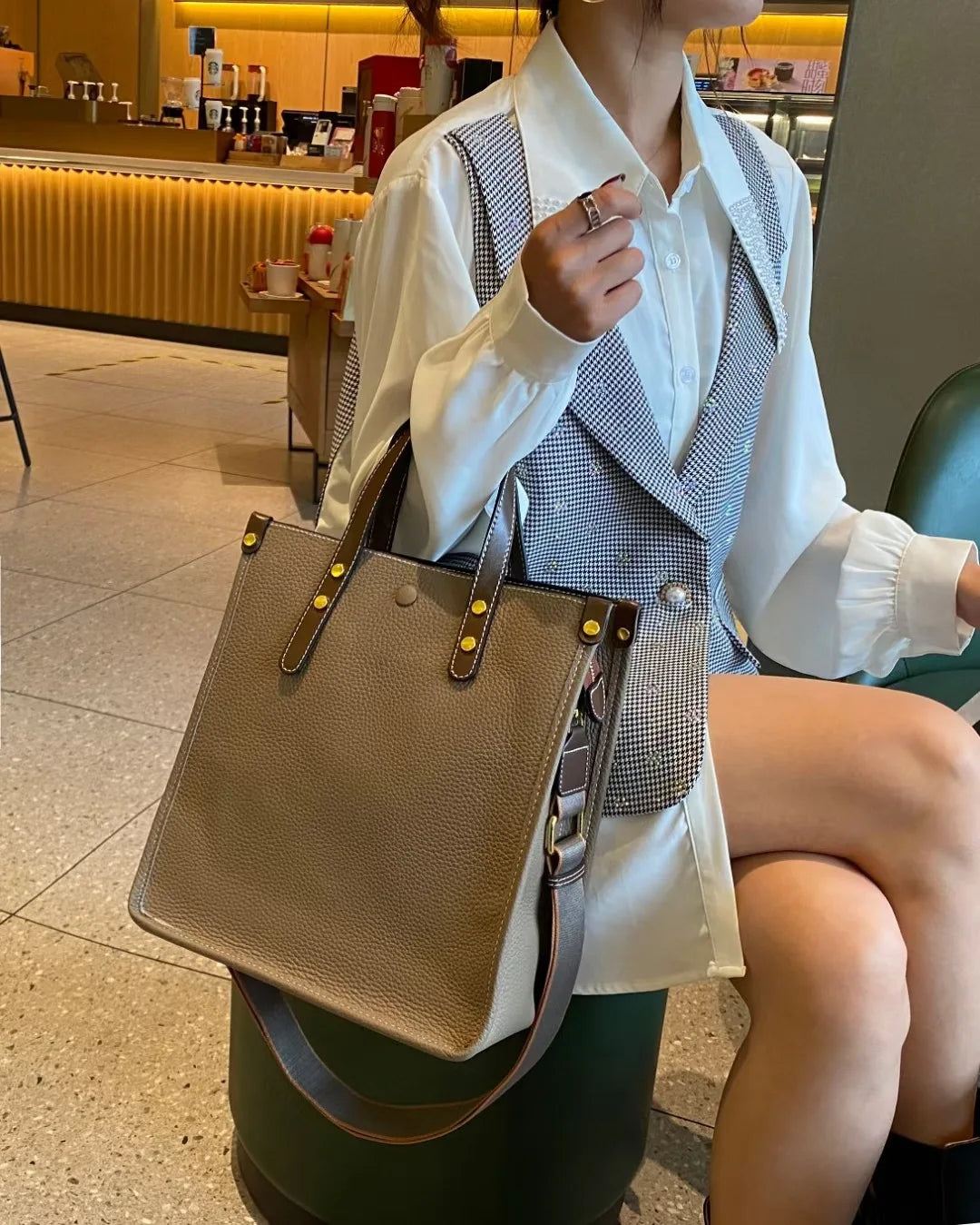 Large tote bag