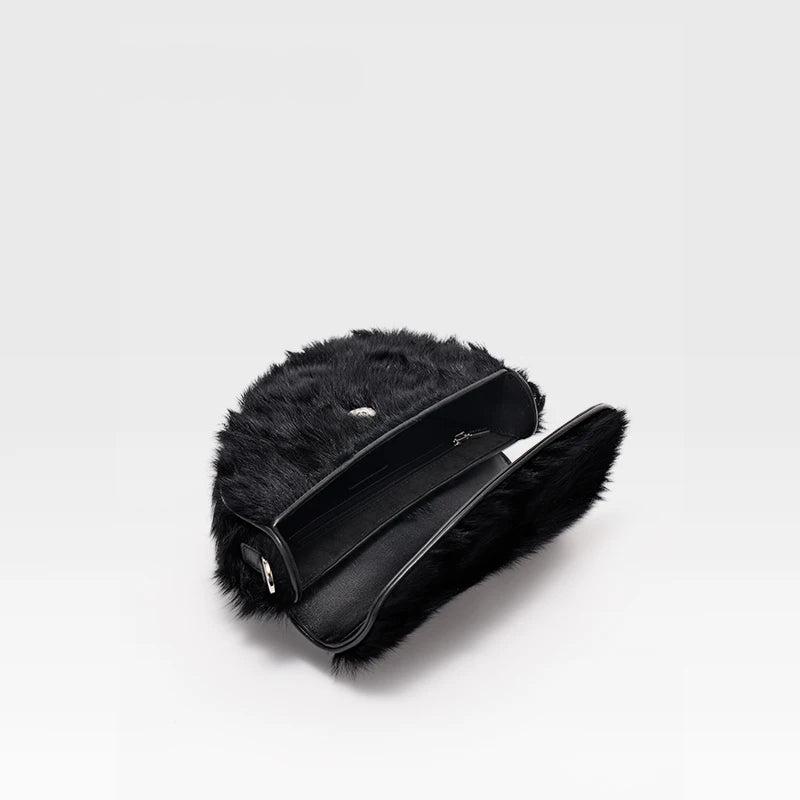 Bafelli fur saddle bag