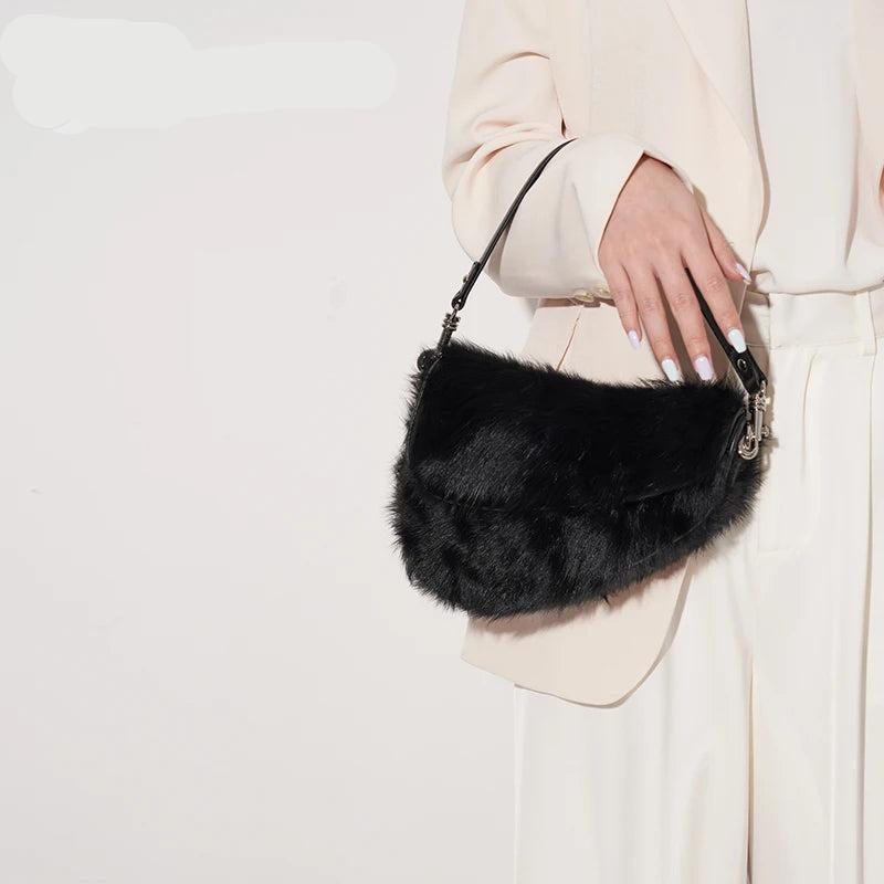 Bafelli fur saddle bag